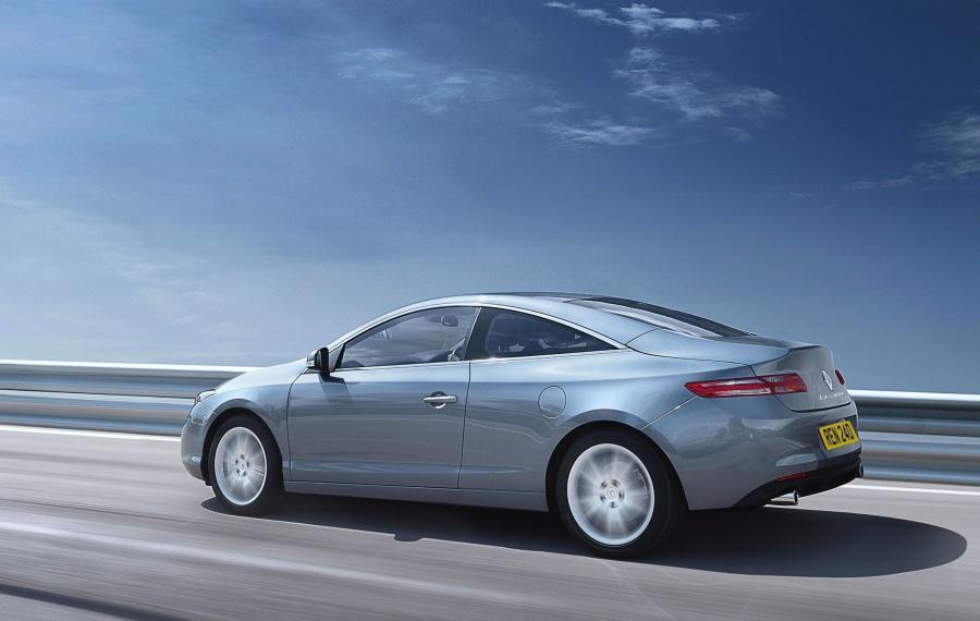  Renault Unveils Laguna Coupe 2008 года  (фото 4 из 4)